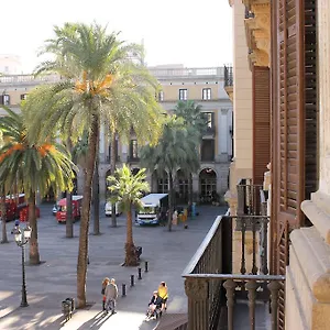 Villanueva 2*, Barcelona Spain