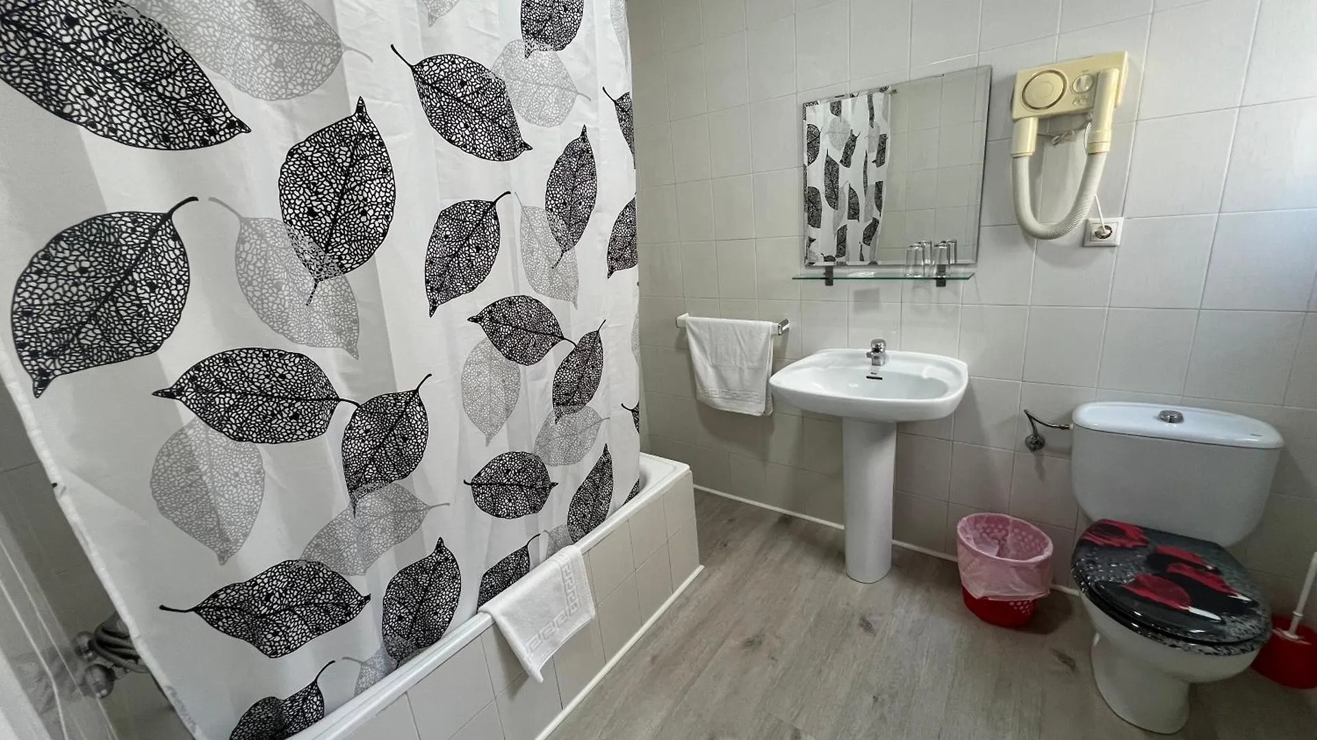Hotel Dila Velez Malaga 2*,  Spanje